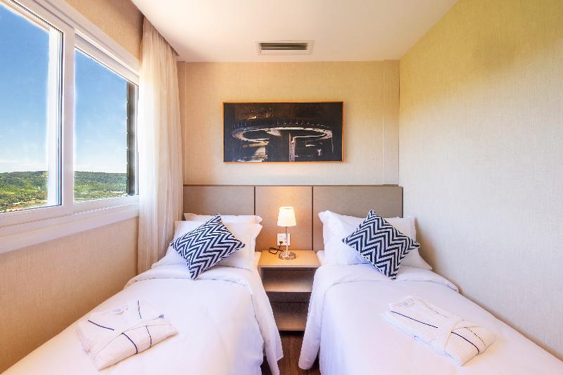 Wyndham Termas & 5*